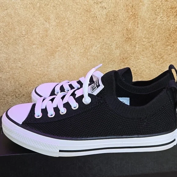 New in Box-Converse Kids (Unisex) Knit slip on-Size 2 Youth - Picture 10 of 13